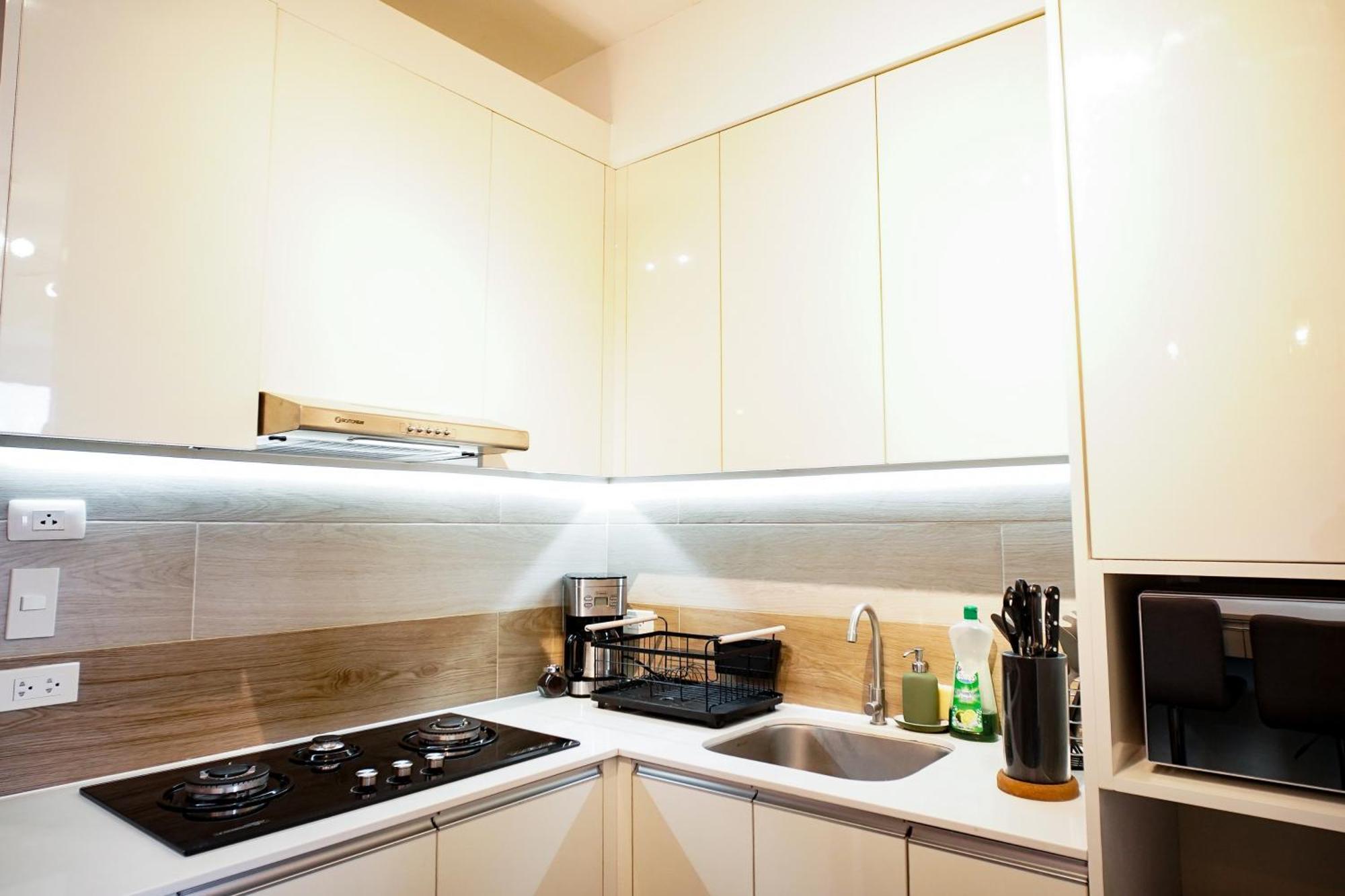Modern Designed Studio Condo Near Ayala Centrio Cagayan de Oro Bagian luar foto